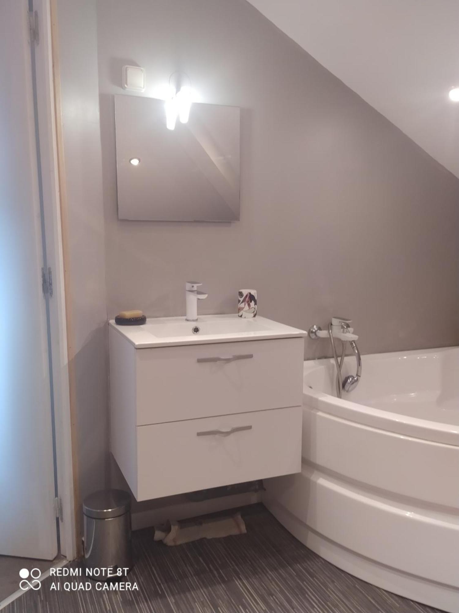 Petit Appartement Dans Une Maison Individuelle Le Tampon Luaran gambar