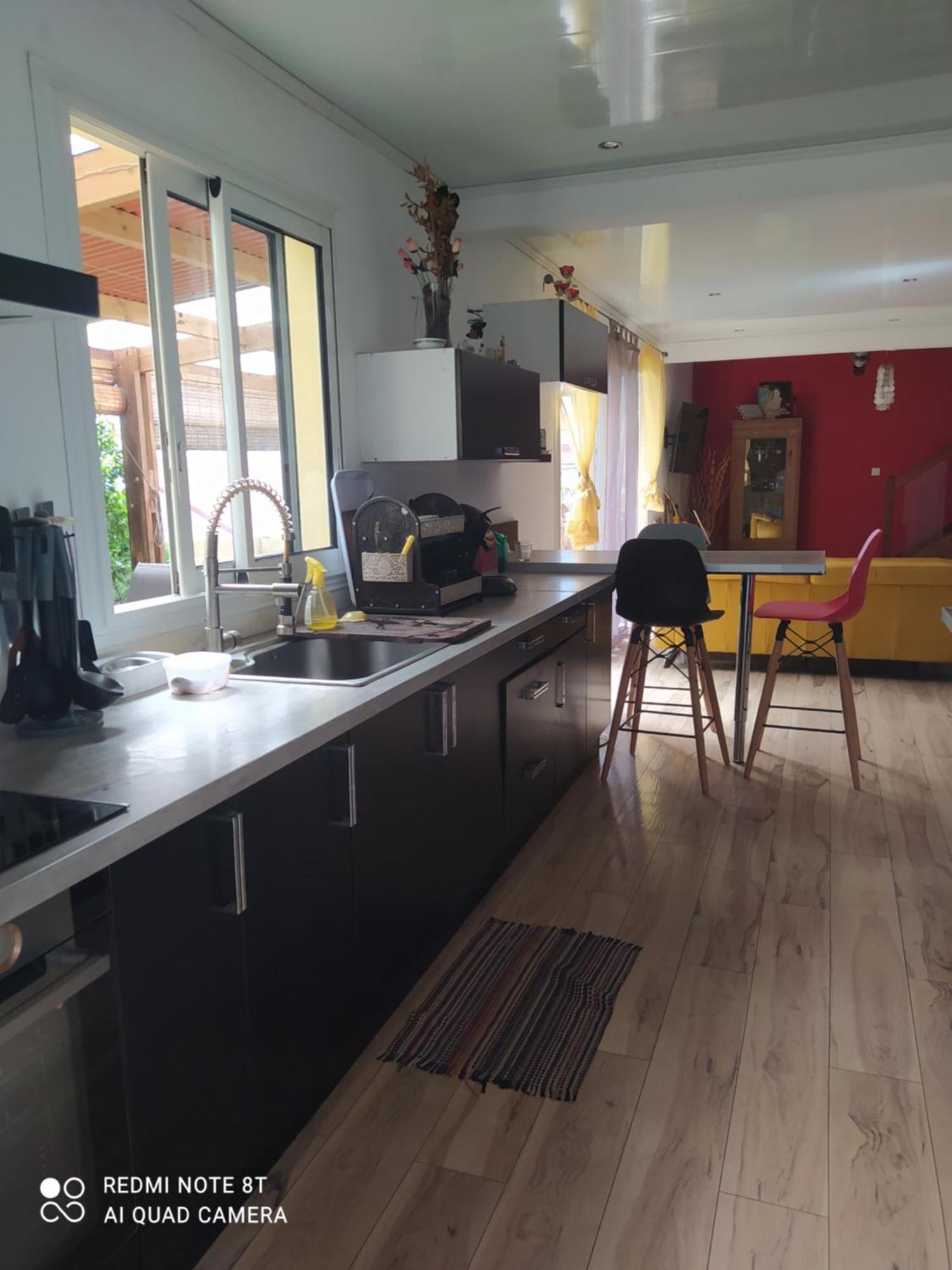Petit Appartement Dans Une Maison Individuelle Le Tampon Luaran gambar